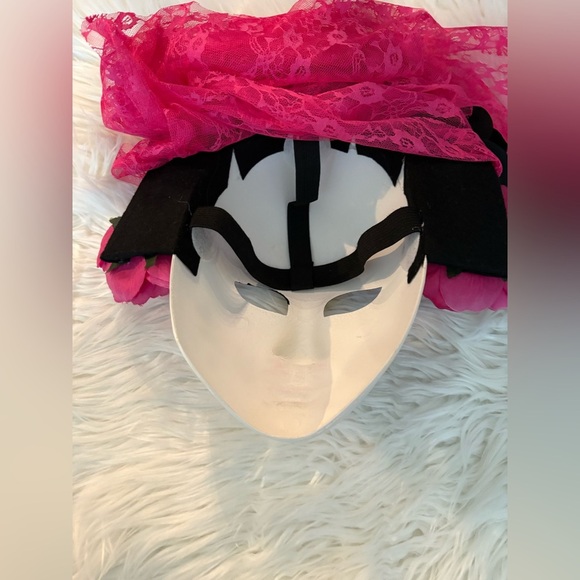 Floral Day of the Dead Mask with Pink Lace Veil - Picture 4 of 4